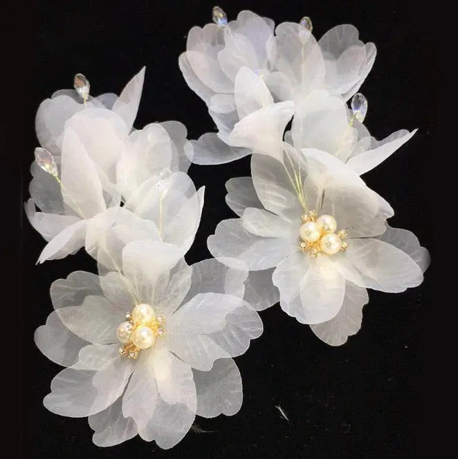 White Flower Combs for Women and Girls - Elegant Fashionable Hair Combs in Lace