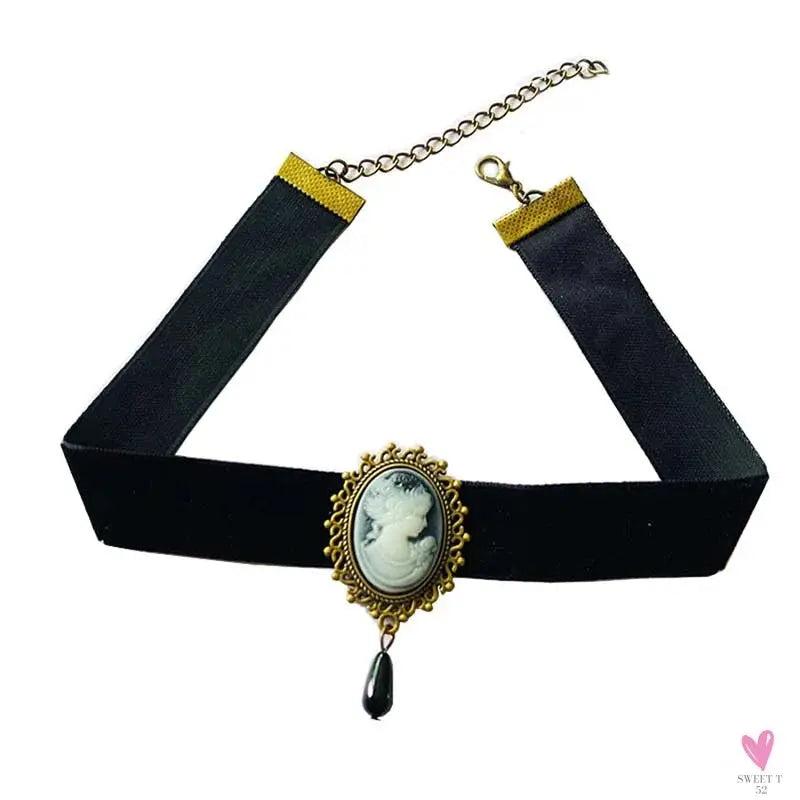 26 models Lace choker necklaces Gland De Tatouage Choker Collier Noir Dentelle Choker Collier Vintage Femmes Bijoux De Mariage Sweet T 52