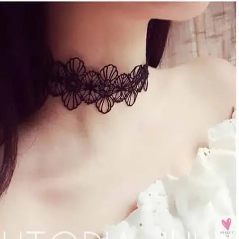 26 models Lace choker necklaces Gland De Tatouage Choker Collier Noir Dentelle Choker Collier Vintage Femmes Bijoux De Mariage Sweet T 52