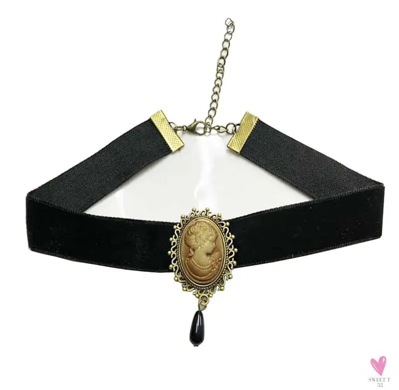 26 models Lace choker necklaces Gland De Tatouage Choker Collier Noir Dentelle Choker Collier Vintage Femmes Bijoux De Mariage Sweet T 52