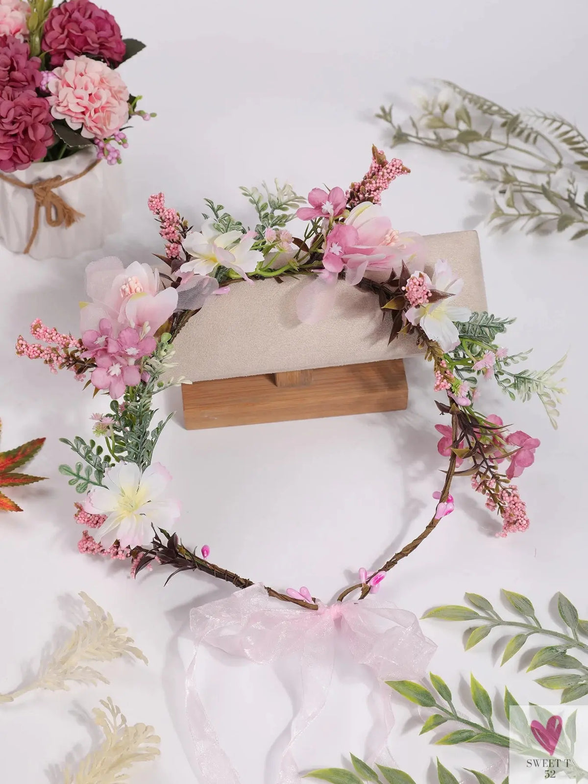 A female super Sensen department simulation flower flower seaside vacation tour shot headwear wreath SWEET T 52