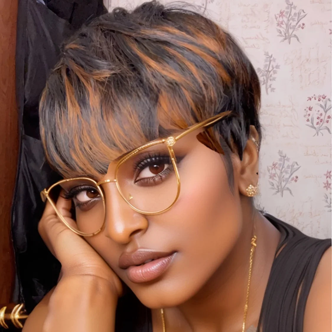 1B/30 Color Straight Human Hair Wig Pixie Cut Human Hair Wig With Bangs Full Machine Made Wig Ombre Colored Wig Sweet T 52