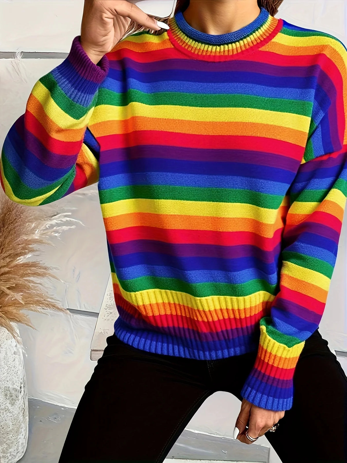 Autumn & winter new Japanese retro round neck sweater with rainbow stripes leading the fashion trend