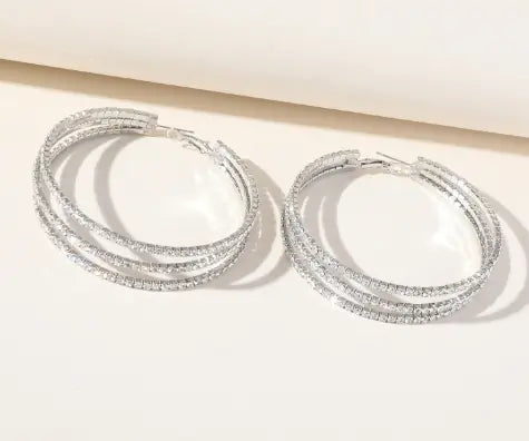 Layered C-Shaped Triple Circle Earrings