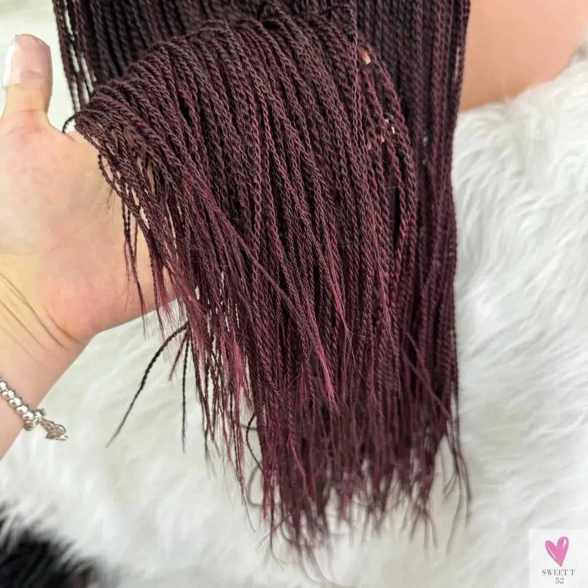 Twist Braided Wigs, Knotless Synthetic Lace Front Wigs, 28'' Long Straight Hair for Women & Girls. Heat Resistant Sweet T 52