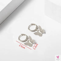 Butterfly Choker Necklace for Women and Girls With Short Chain in Gold and Silver.