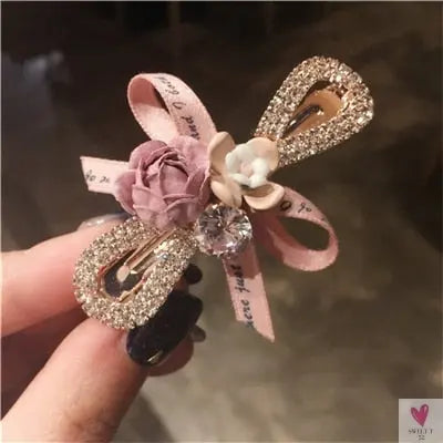 Decorative Flower/Bow/Ribbon/Crystal Hair Clip for Women & Girls - Chic and Smart