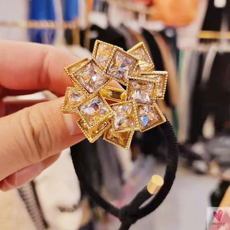 Exquisite Elastic Crystal Ponytail Hair Band for Women and Girls in a Patchwork Pattern
