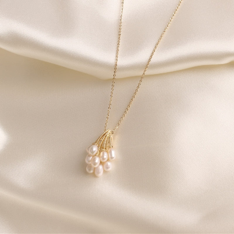 Natural Freshwater Pearl Necklace for Women and Girls with Golden Link Chain