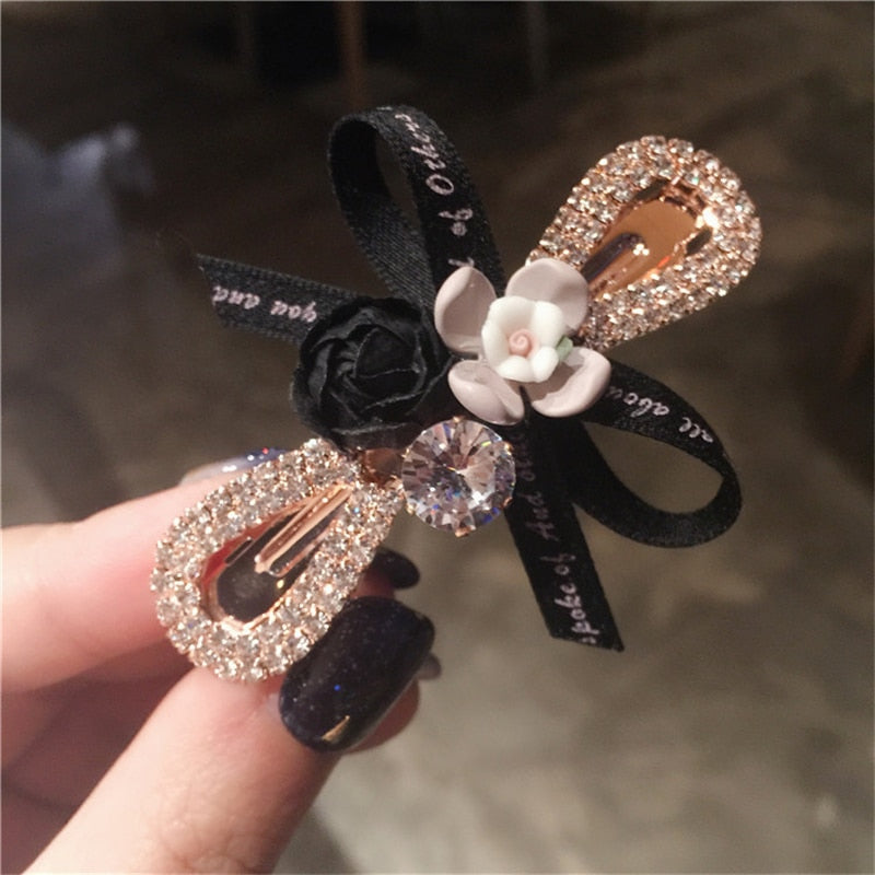 Decorative Flower/Bow/Ribbon/Crystal Hair Clip for Women & Girls - Chic and Smart