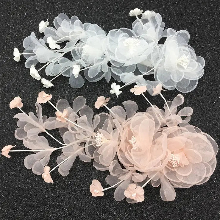 White Flower Combs for Women and Girls - Elegant Fashionable Hair Combs in Lace