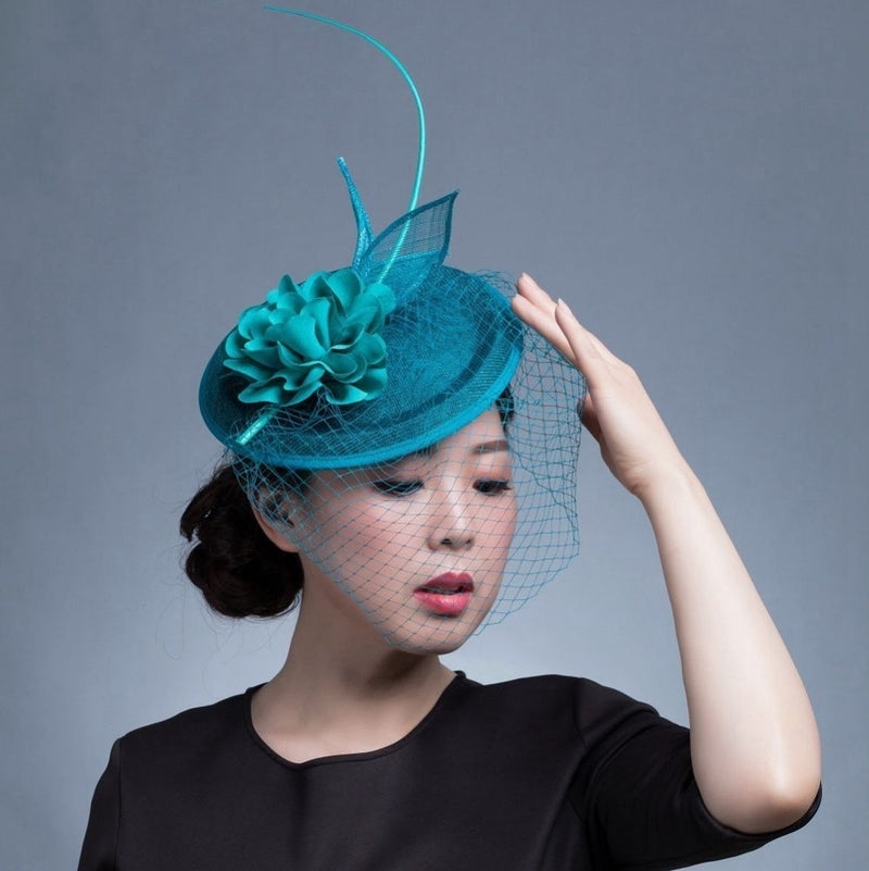 Small Fascinator Hat for Women and Girls - Hair Clip/Pin - Yarn Feathered Flower Hair Accessories