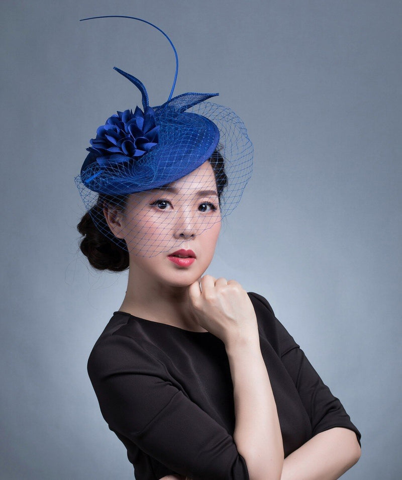 Small Fascinator Hat for Women and Girls - Hair Clip/Pin - Yarn Feathered Flower Hair Accessories