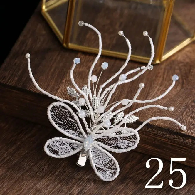 White Flower Combs for Women and Girls - Elegant Fashionable Hair Combs in Lace