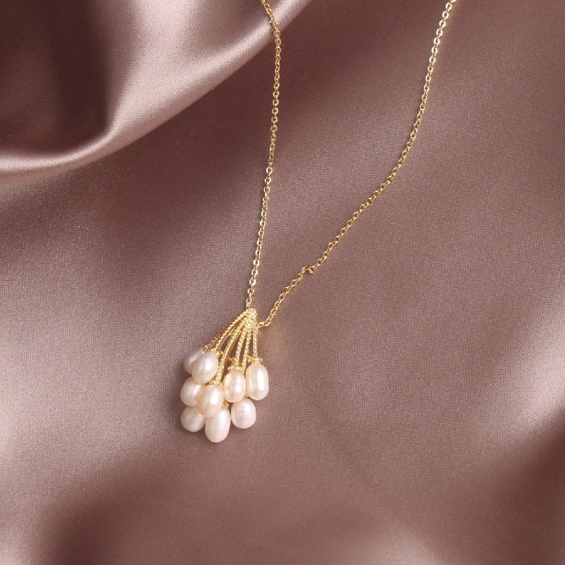 Natural Freshwater Pearl Necklace for Women and Girls with Golden Link Chain