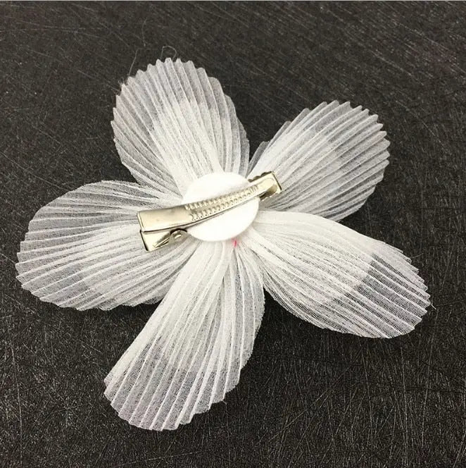 White Flower Combs for Women and Girls - Elegant Fashionable Hair Combs in Lace