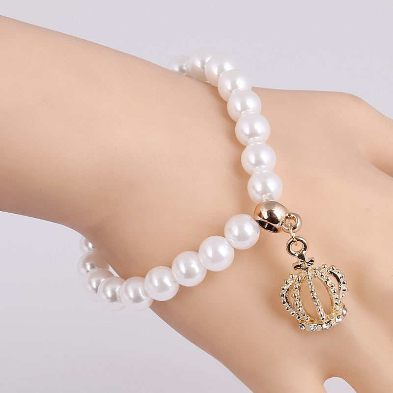 Pearl Charm Bracelet for Women and Girls in a Beautiful Design With Tension Mount