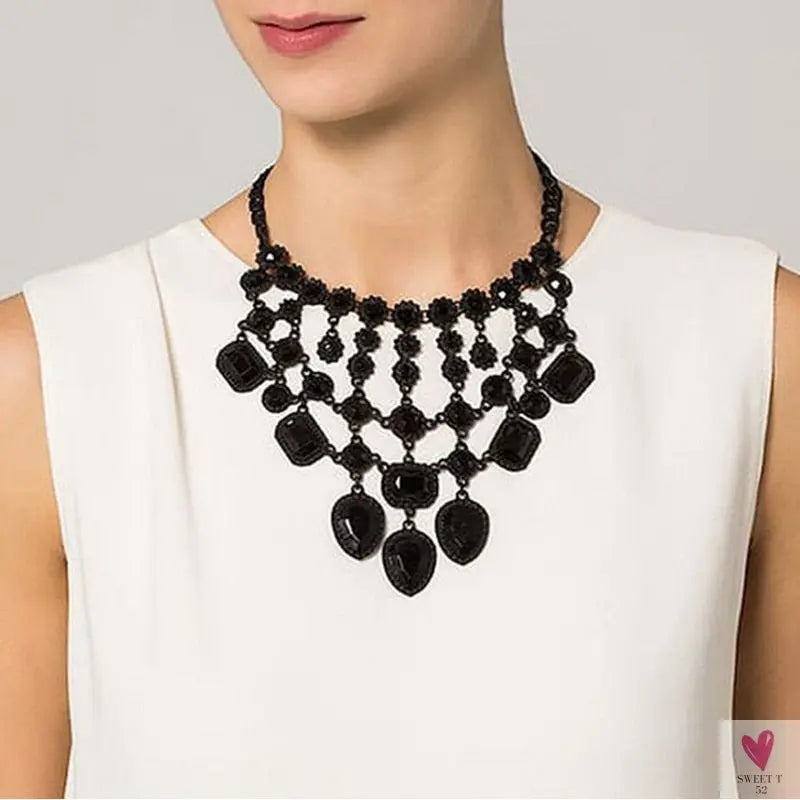 Luxurious Bohemian Crystal Statement Necklace for Women and Girls - Multicolor