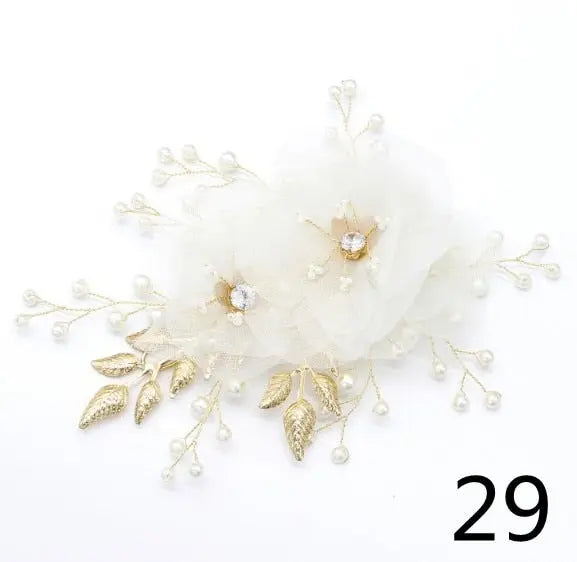 White Flower Combs for Women and Girls - Elegant Fashionable Hair Combs in Lace