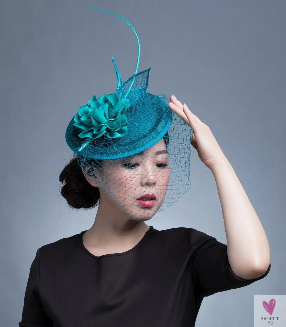 Small Fascinator Hat for Women and Girls - Hair Clip/Pin - Yarn Feathered Flower Hair Accessories